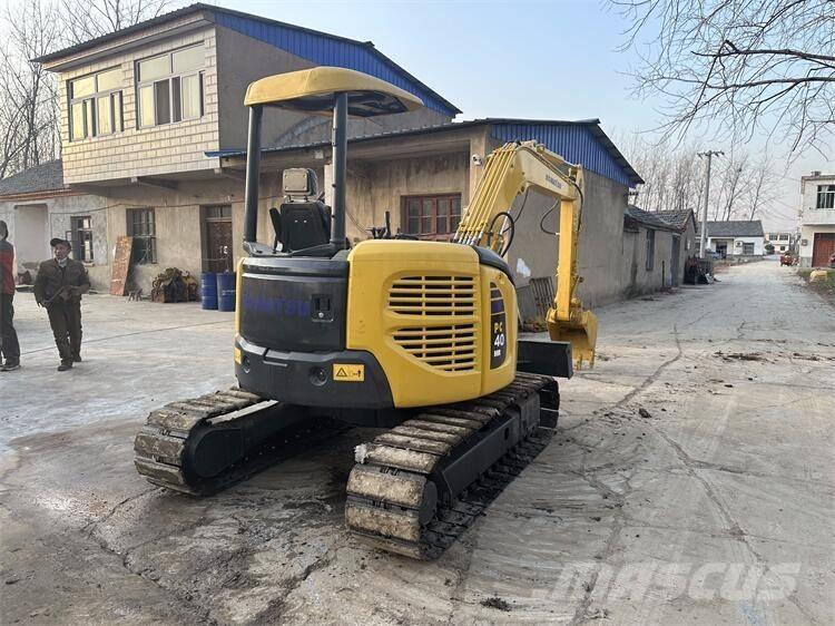 Komatsu PC 40 Vikšriniai ekskavatoriai
