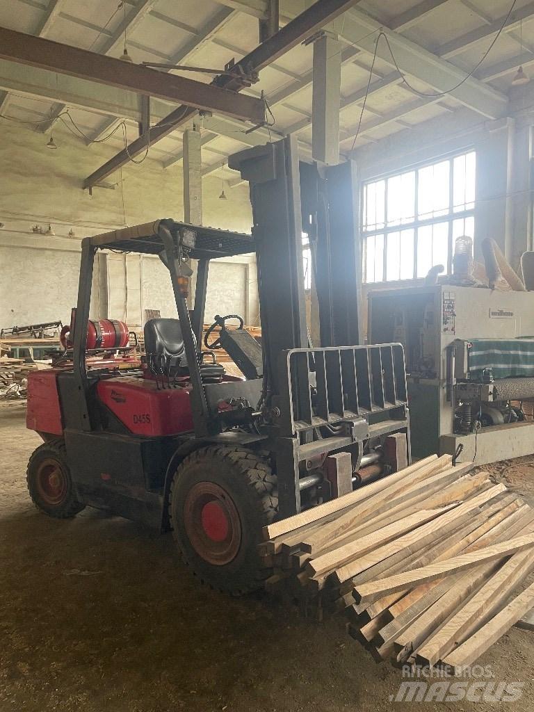 Doosan D 45 S-7 Krovimas/Kėlimas - Kita