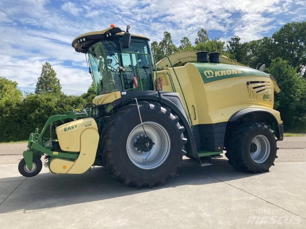 Krone BiG X 680 Pašarų ruošimo technika