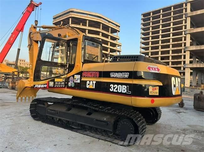 CAT 320 B Vikšriniai ekskavatoriai