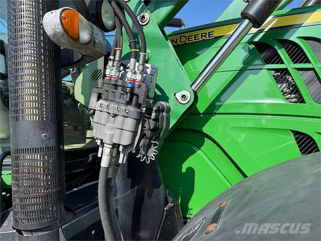 John Deere 6210R Traktoriai