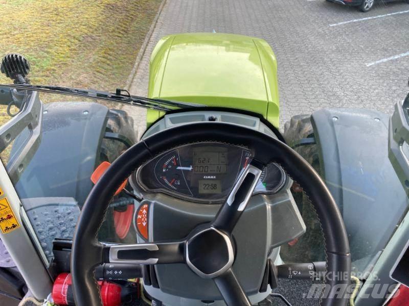 CLAAS AXION 830 Traktoriai