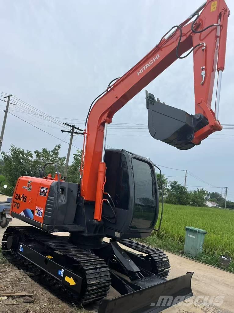 Hitachi ZX 70 Vikšriniai ekskavatoriai