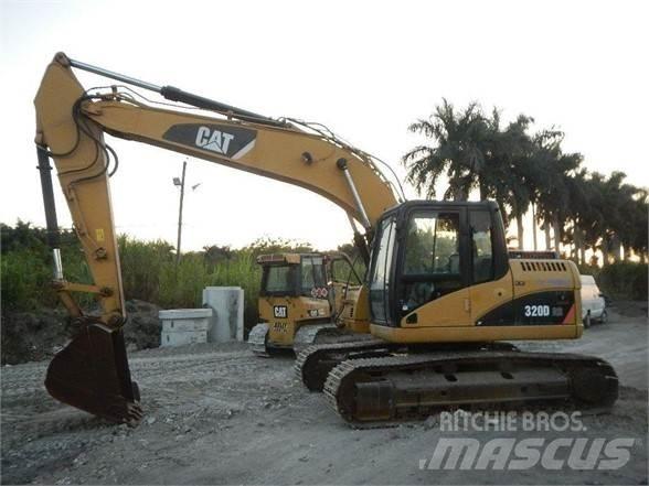 CAT 320D Vikšriniai ekskavatoriai