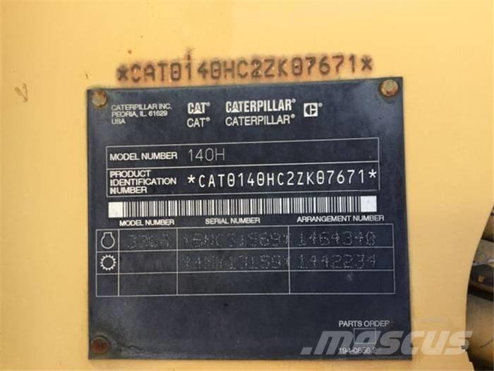 CAT 140 H Greideriai