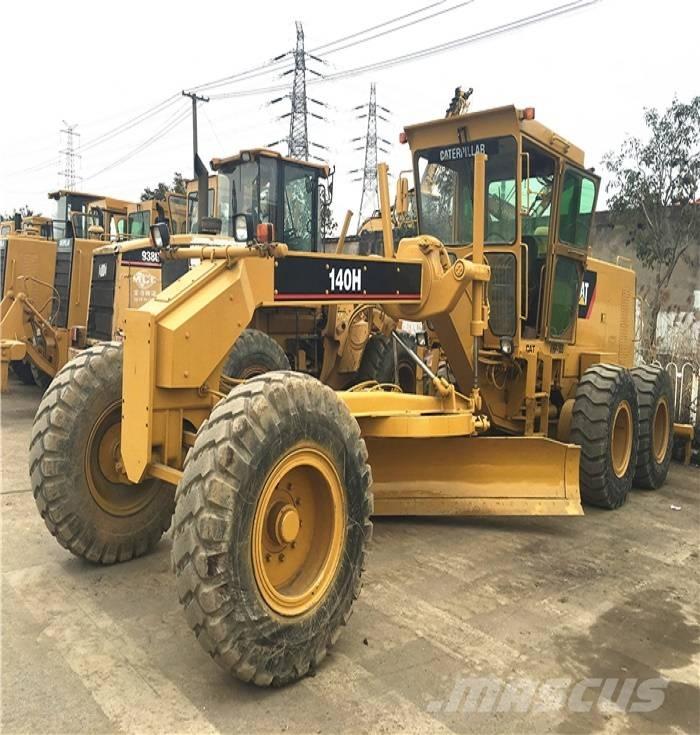 CAT 140 H Greideriai