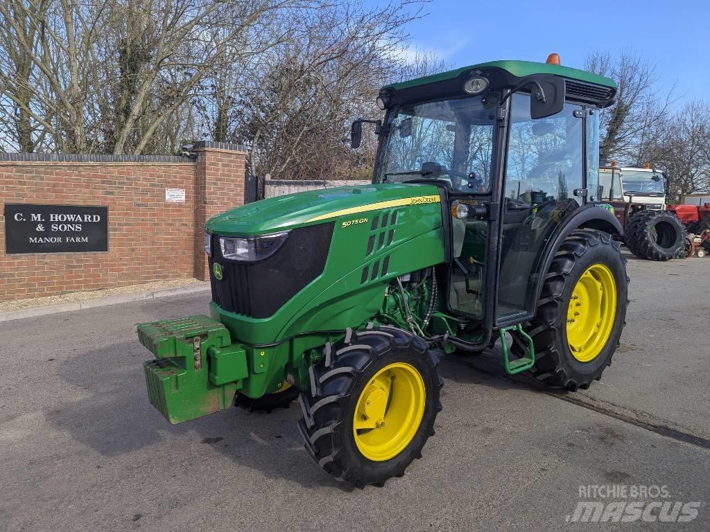 John Deere 5075GN Traktoriai