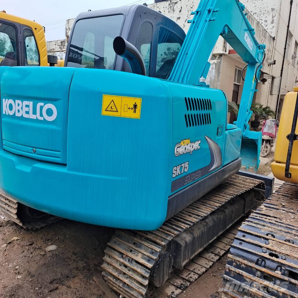 Kobelco SK 75 CSR Vikšriniai ekskavatoriai