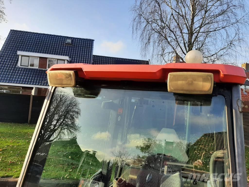 Kubota B 2530 Naudoti kompaktiški traktoriai