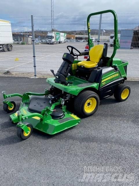 John Deere 1550 Sodo traktoriukai-vejapjovės