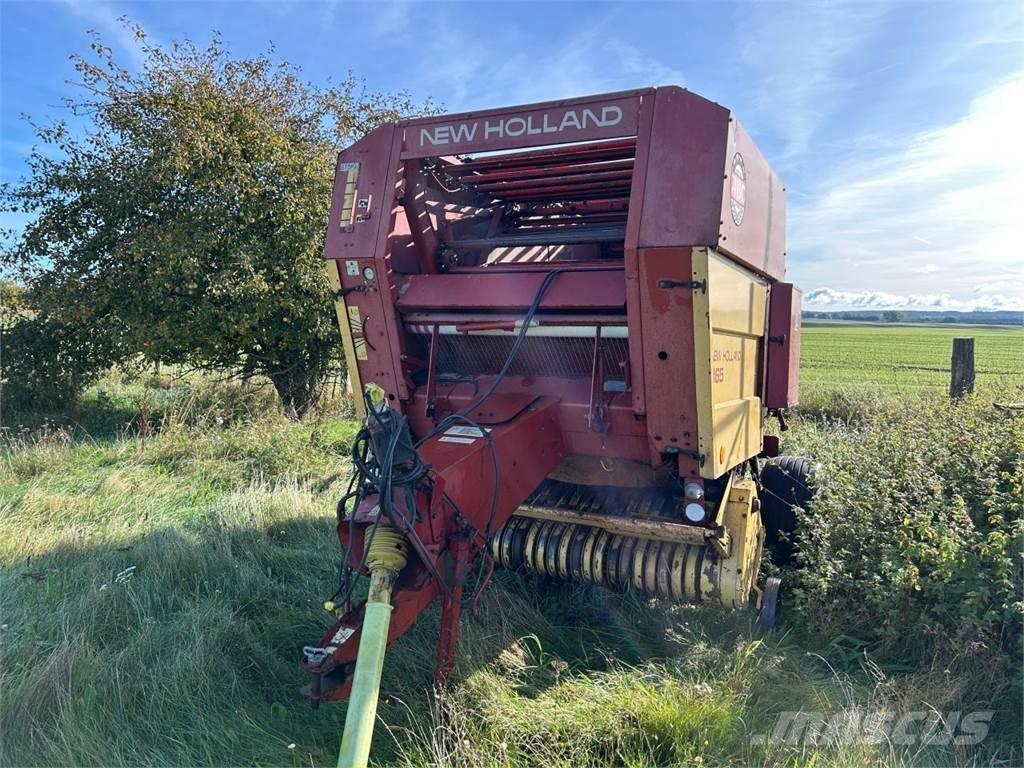 New Holland 865 Ritinių presai
