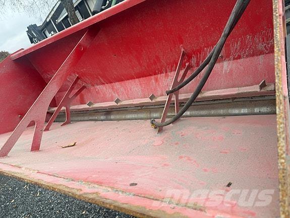  Ålø 230 SC Kita kelių ir sniego technika