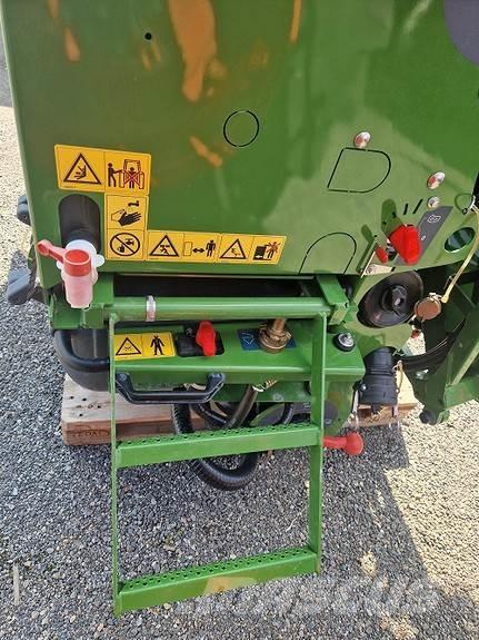 Amazone UF 1201 Savaeigiai purkštuvai