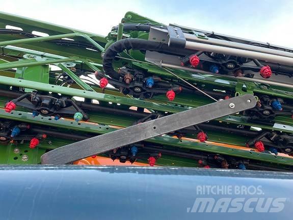 Amazone UX11201 Savaeigiai purkštuvai