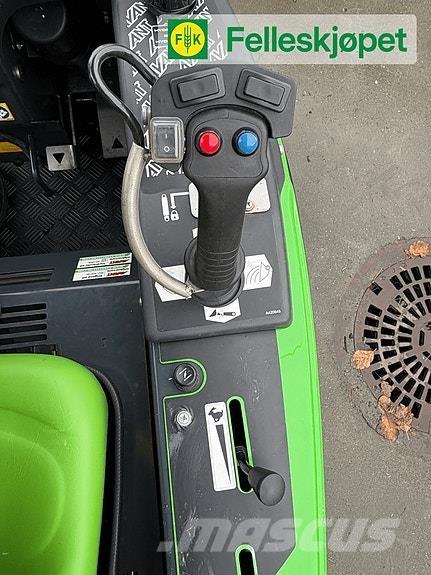 Avant 220 Krautuvai su šoniniu pasukimu