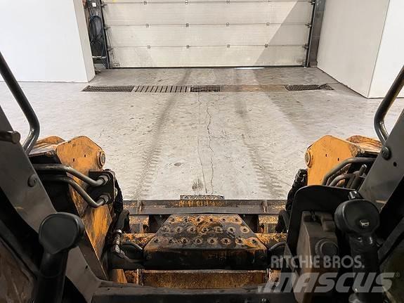 CASE 430 Krautuvai su šoniniu pasukimu
