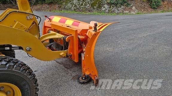 CAT 906 Naudoti ratiniai krautuvai
