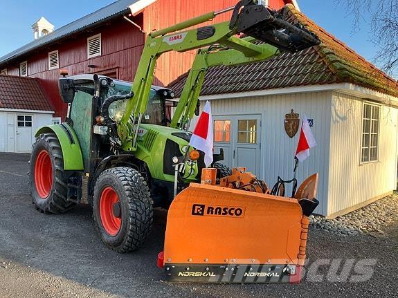CLAAS Arion 420 Traktoriai