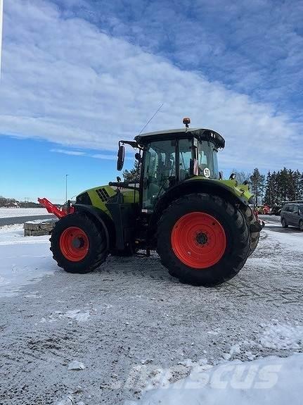 CLAAS Arion 610 Traktoriai
