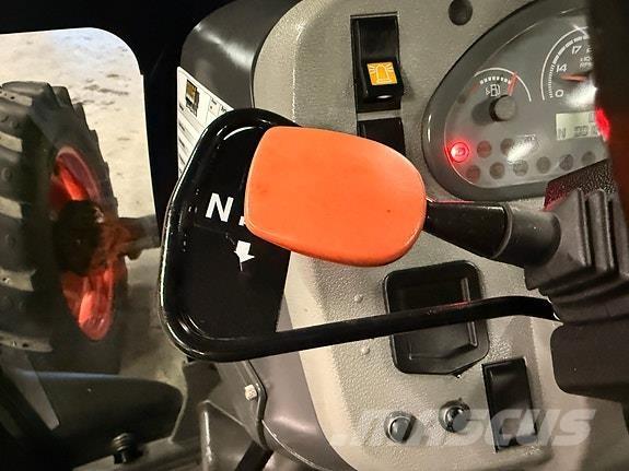 CLAAS Elios 220 Traktoriai