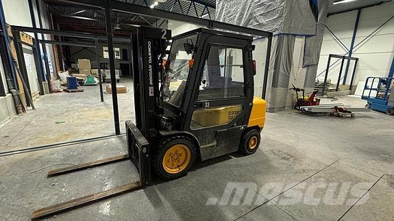 Daewoo D33S-3 Dyzeliniai krautuvai