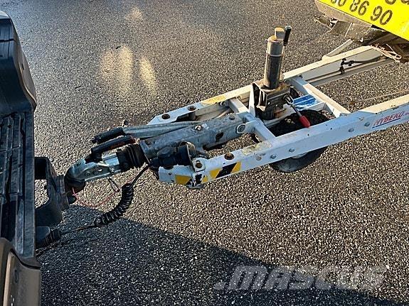 Dino 135TB Kiti keltuvai ir platformos