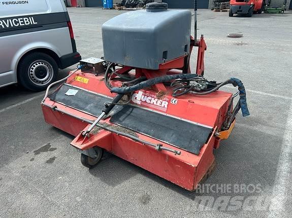 Dücker HDK 1800 Bendrosios paskirties priekabos