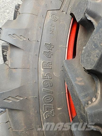 Fendt 200 Traktoriai