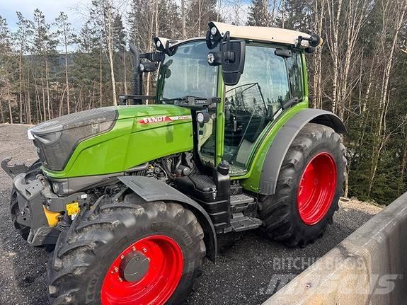 Fendt 211 Traktoriai