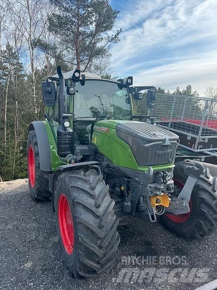 Fendt 211 Traktoriai