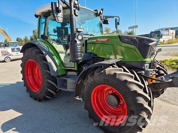 Fendt 211 Traktoriai
