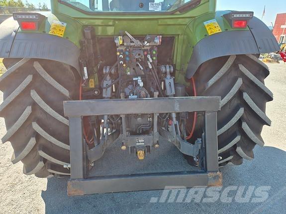 Fendt 211 Traktoriai