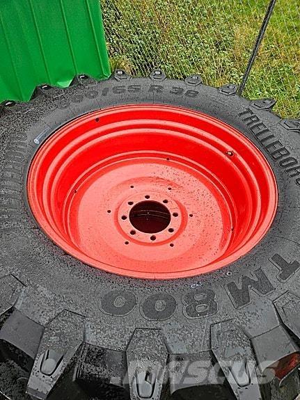 Fendt 300 Traktoriai