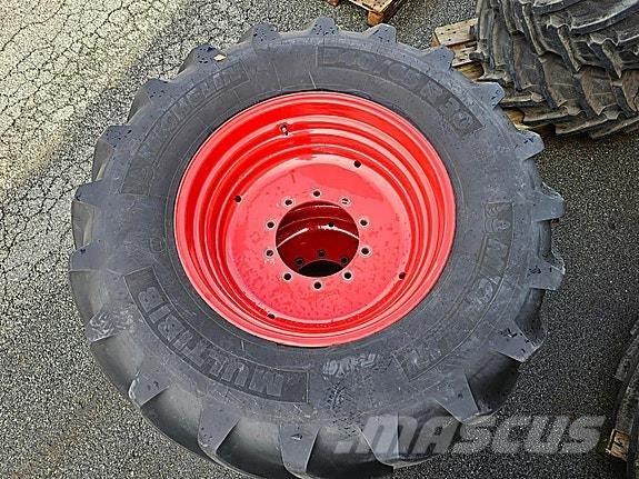 Fendt 700 Traktoriai
