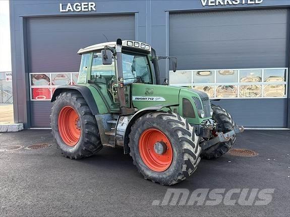Fendt 712 Favorit Traktoriai
