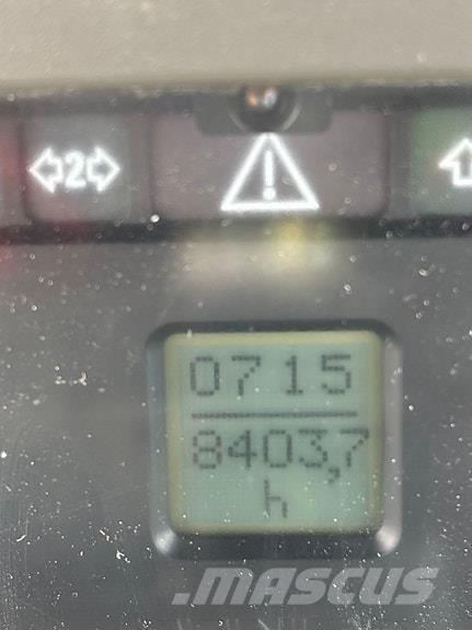 Fendt 716 Vario Traktoriai