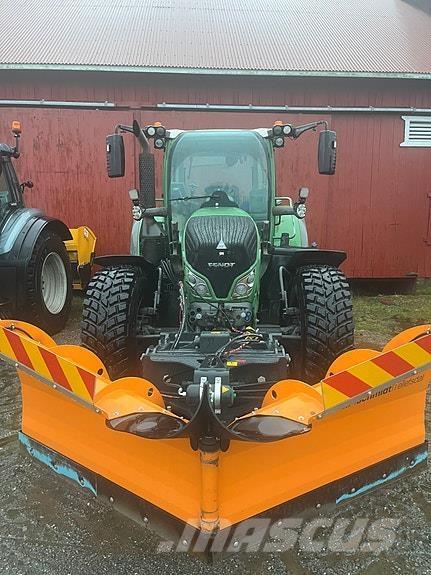 Fendt 724 Traktoriai
