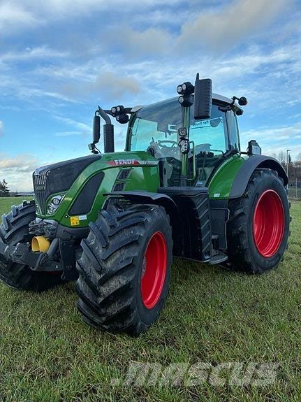 Fendt 724 Profi+ Traktoriai