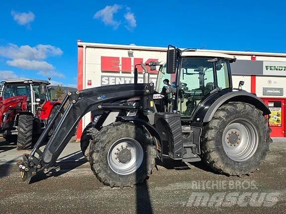 Fendt 724 S4 Profi Traktoriai