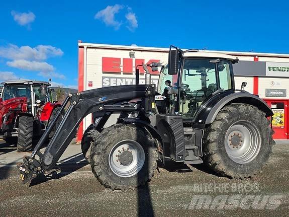 Fendt 724 S4 Profi Traktoriai