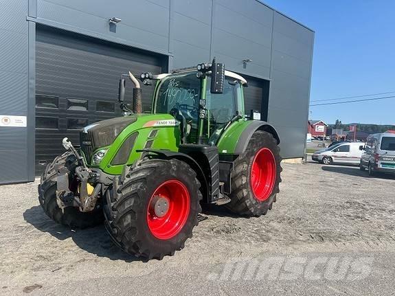 Fendt 724 VARIO Traktoriai