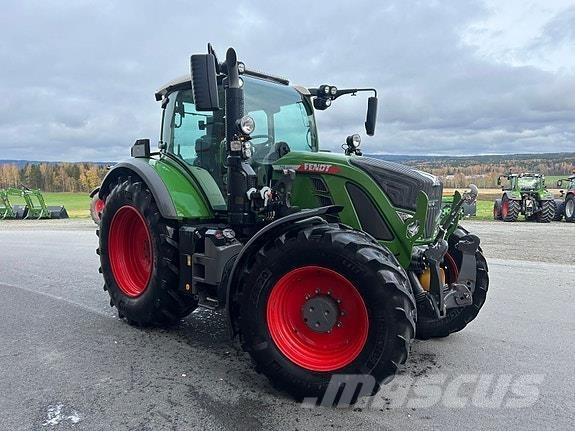 Fendt 724 VARIO Traktoriai