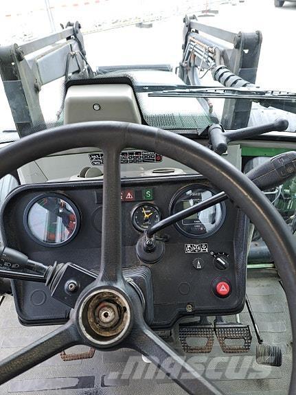 Fendt 828 Vario Traktoriai