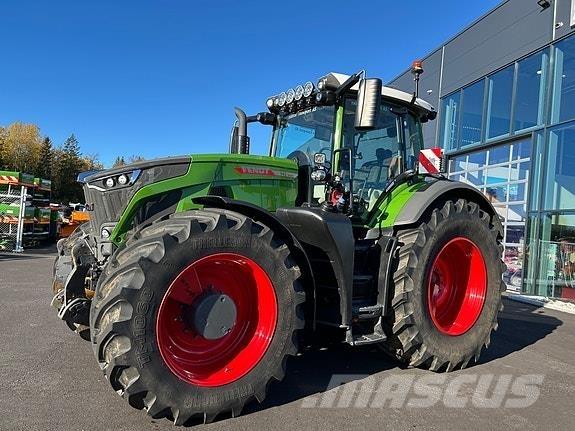 Fendt 942 Gen7 Traktoriai