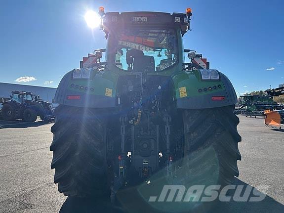 Fendt 942 Gen7 Traktoriai