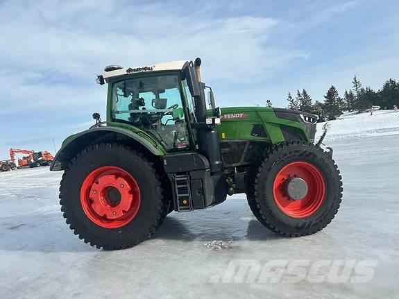 Fendt 942 VARIO Traktoriai