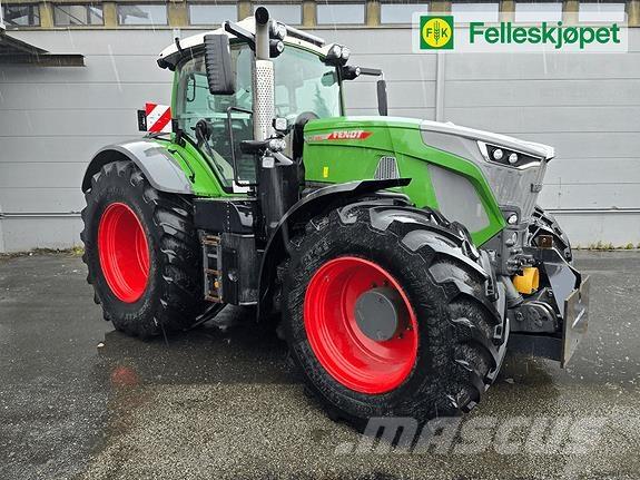 Fendt 942 VARIO Traktoriai