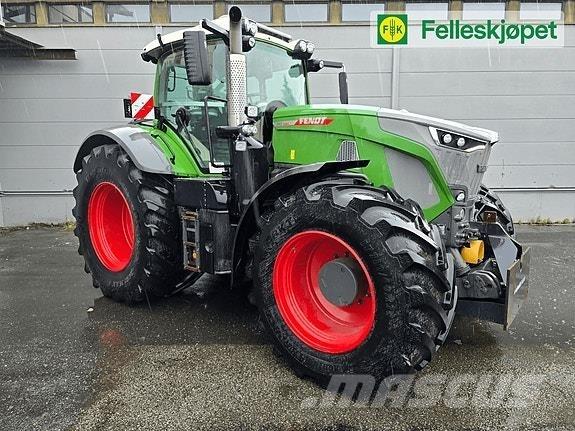 Fendt 942 VARIO Traktoriai