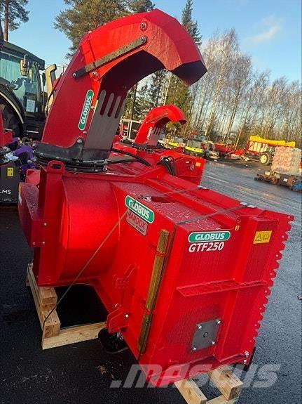 Globus 250 Sniego pūstuvai