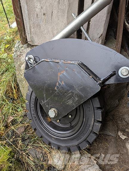 Globus 255 GTF Sniego pūstuvai